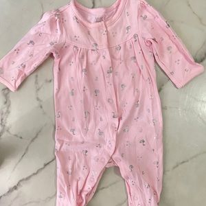 Carter’s Baby Girl Soft Pink Onesie Size 6 Months